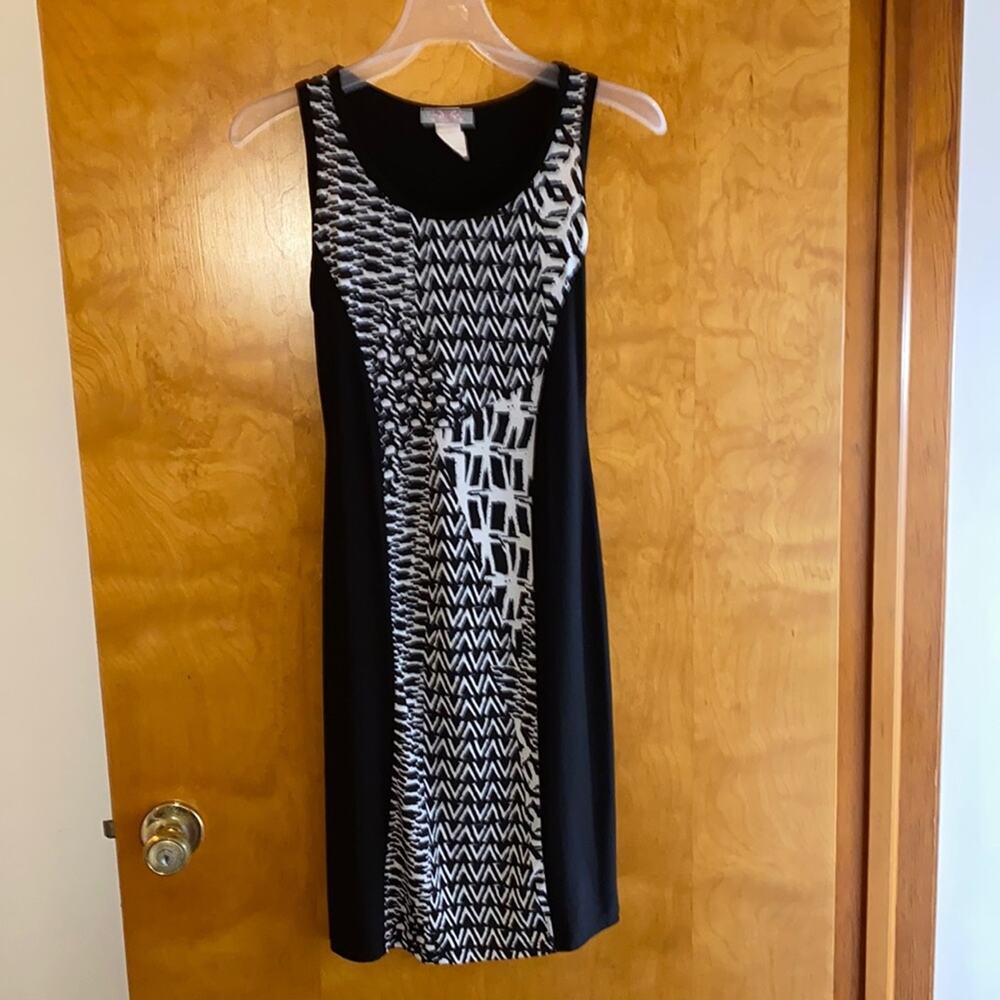 Pretty Young Thing bodycon dress - size small